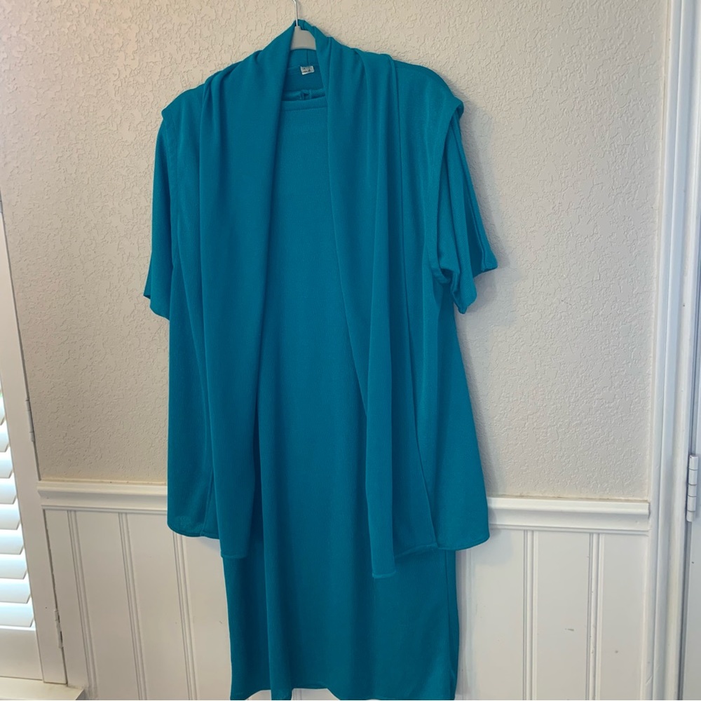 Vintage turquoise dress